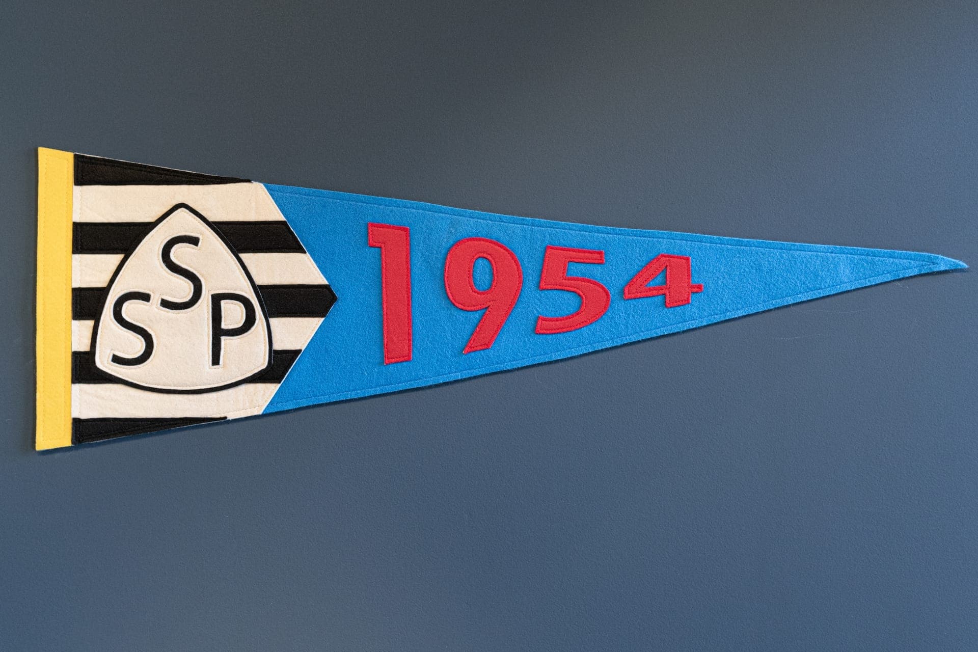 The IV Centenary Pennants